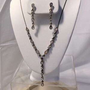 Vintage Silver Tone Earring & Necklace Set